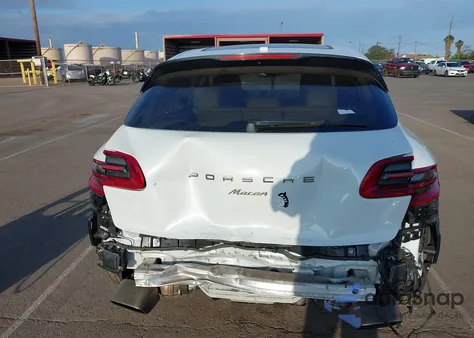 2017 Porsche Macan z USA, uszkodzony, nr VIN WP1AA2A5XHLB00333